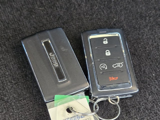 Used 2023 Jeep Grand Cherokee Trailhawk w/ Advanced Protech Group II AWD/4WD image 37