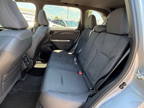 Used 2025 Subaru Forester Premium AWD/4WD image 31