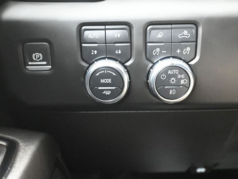 Used 2022 GMC Sierra 1500 AT4 w/ AT4 Preferred Package image 20