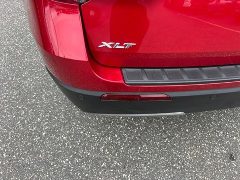 Certified 2022 Ford Explorer XLT w/ Equipment Group 202A image 24