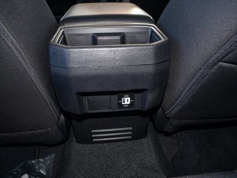 Used 2025 Toyota Tacoma SR5 image 26