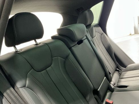 Used 2025 Audi Q5 2.0T Premium image 32