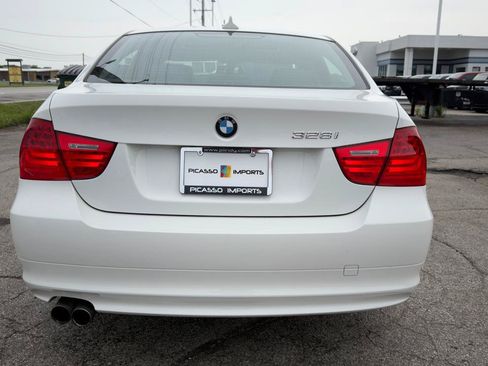 Used 2009 BMW 328i xDrive Sedan AWD/4WD image 9