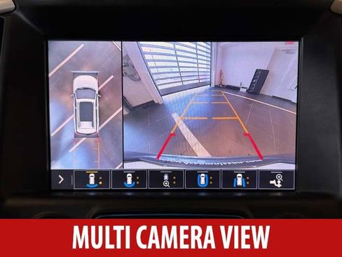 Used 2019 GMC Terrain Denali w/ Advanced Safety Package AWD/4WD image 17