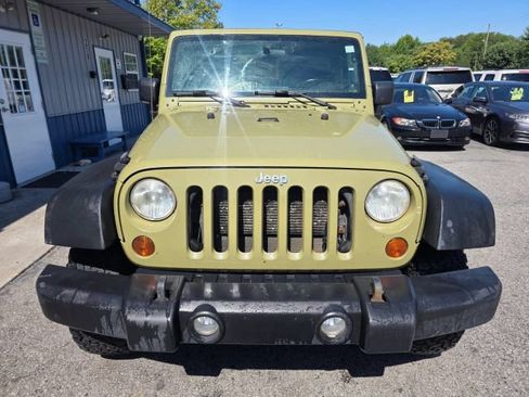 Used 2013 Jeep Wrangler Sport AWD/4WD image 2