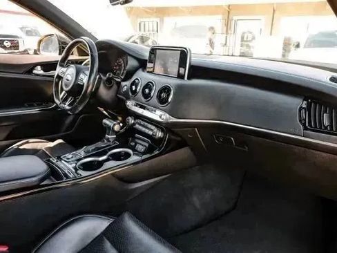 Used 2021 Kia Stinger GT-Line RWD image 13