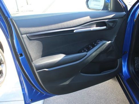 Certified 2023 Kia Seltos LX AWD/4WD image 18