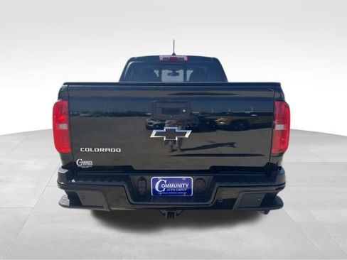 Used 2019 Chevrolet Colorado Z71 AWD/4WD image 6