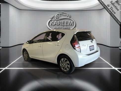 Used 2015 Toyota Prius C Three FWD image 7