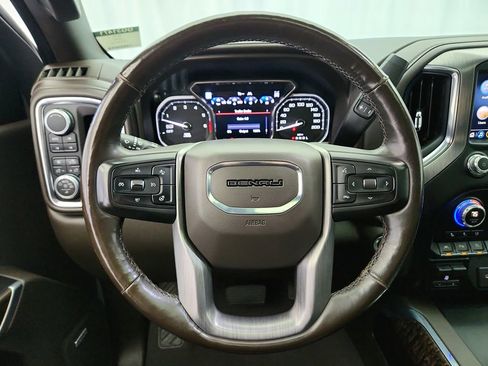 Used 2019 GMC Sierra 1500 Denali w/ Technology Package AWD/4WD image 15