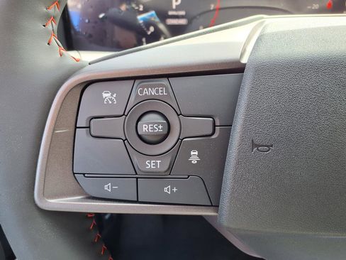 New 2026 Nissan Sentra SR w/ Floor Mat Package FWD image 32