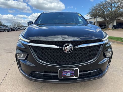 Used 2022 Buick Enclave Essence w/ Experience Buick Package image 2