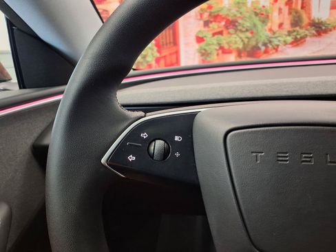 Used 2025 Tesla Model 3 Long Range RWD image 28