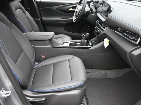 New 2026 Buick Envista Sport Touring w/ Convenience I Package FWD image 9