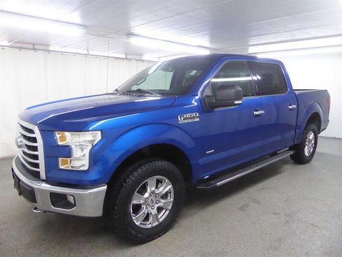 Used 2017 Ford F150 XLT w/ Equipment Group 302A Luxury image 3