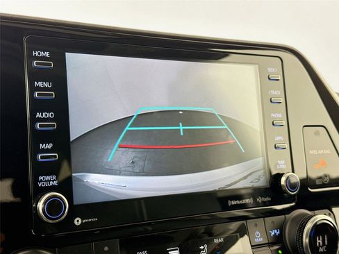 Certified 2022 Toyota Highlander XLE image 26