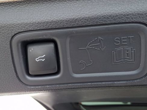 Used 2023 Ford Expedition Max XLT AWD/4WD image 29