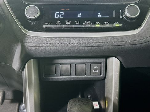 Used 2023 Toyota Corolla Cross LE FWD image 23