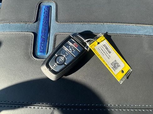 New 2026 Ford F450 Platinum w/ FX4 Off-Road Package image 29