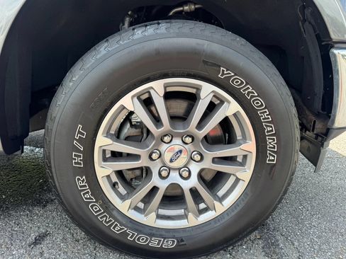 Used 2020 Ford F150 Lariat AWD/4WD image 16