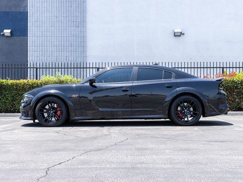 Used 2022 Dodge Charger Scat Pack RWD image 5