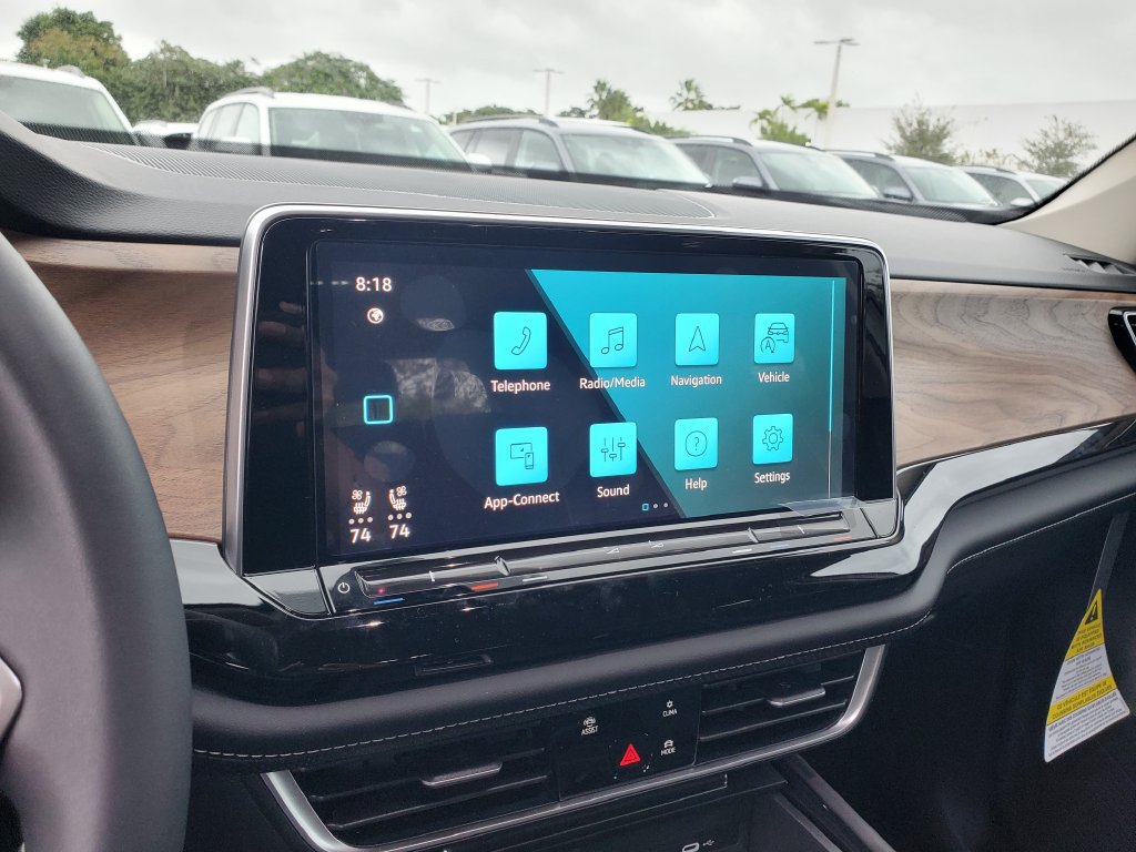 New 2026 Volkswagen Atlas SE FWD image 9