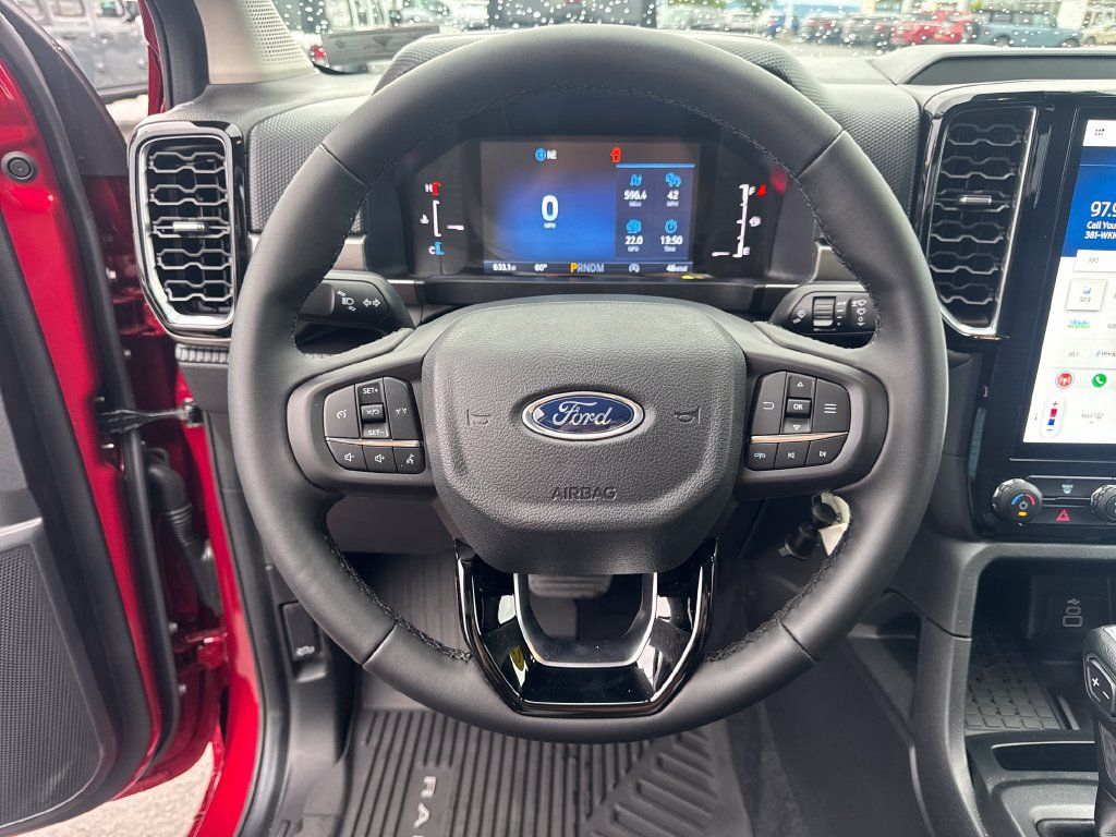 Used 2025 Ford Ranger XLT AWD/4WD image 32