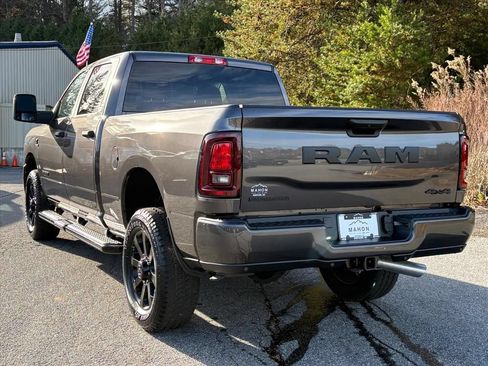 New 2026 RAM 2500 Big Horn AWD/4WD image 7