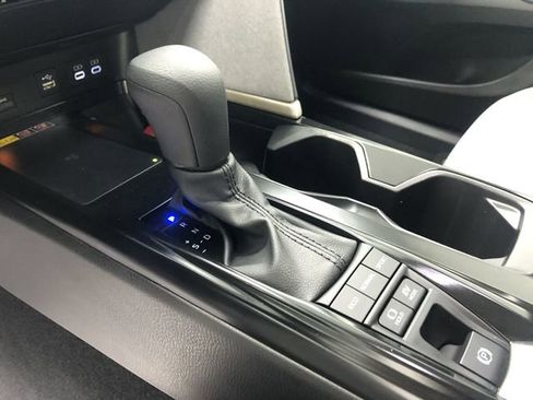 Used 2025 Toyota Camry LE image 23