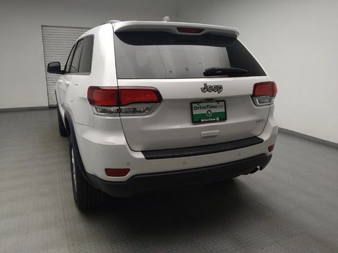 Used 2021 Jeep Grand Cherokee Laredo AWD/4WD image 6