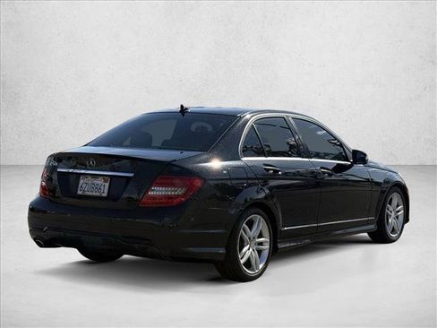 Used 2013 Mercedes-Benz C 250 Sedan image 5