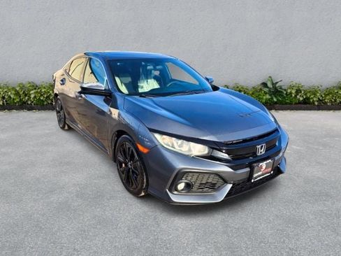 Used 2018 Honda Civic EX image 4