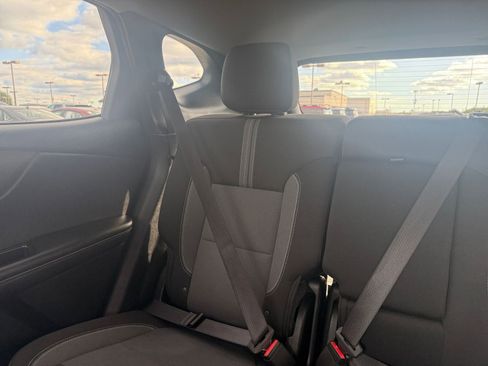 Used 2025 Chevrolet Blazer LT image 39