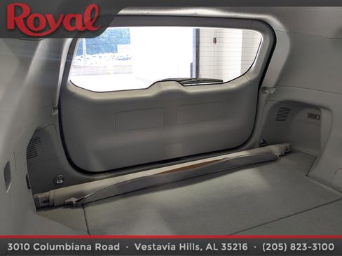 Used 2014 Toyota Prius V Three image 11