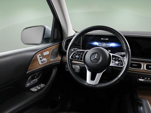 Used 2023 Mercedes-Benz GLS 450 4MATIC image 27