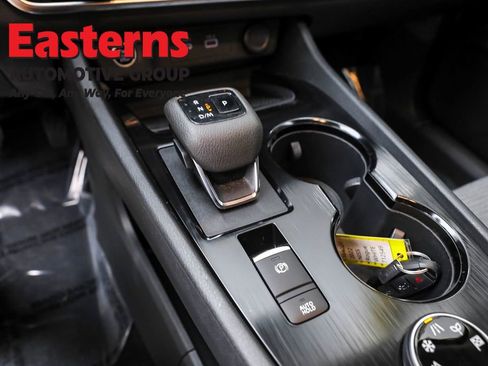 Used 2022 Nissan Rogue S image 13