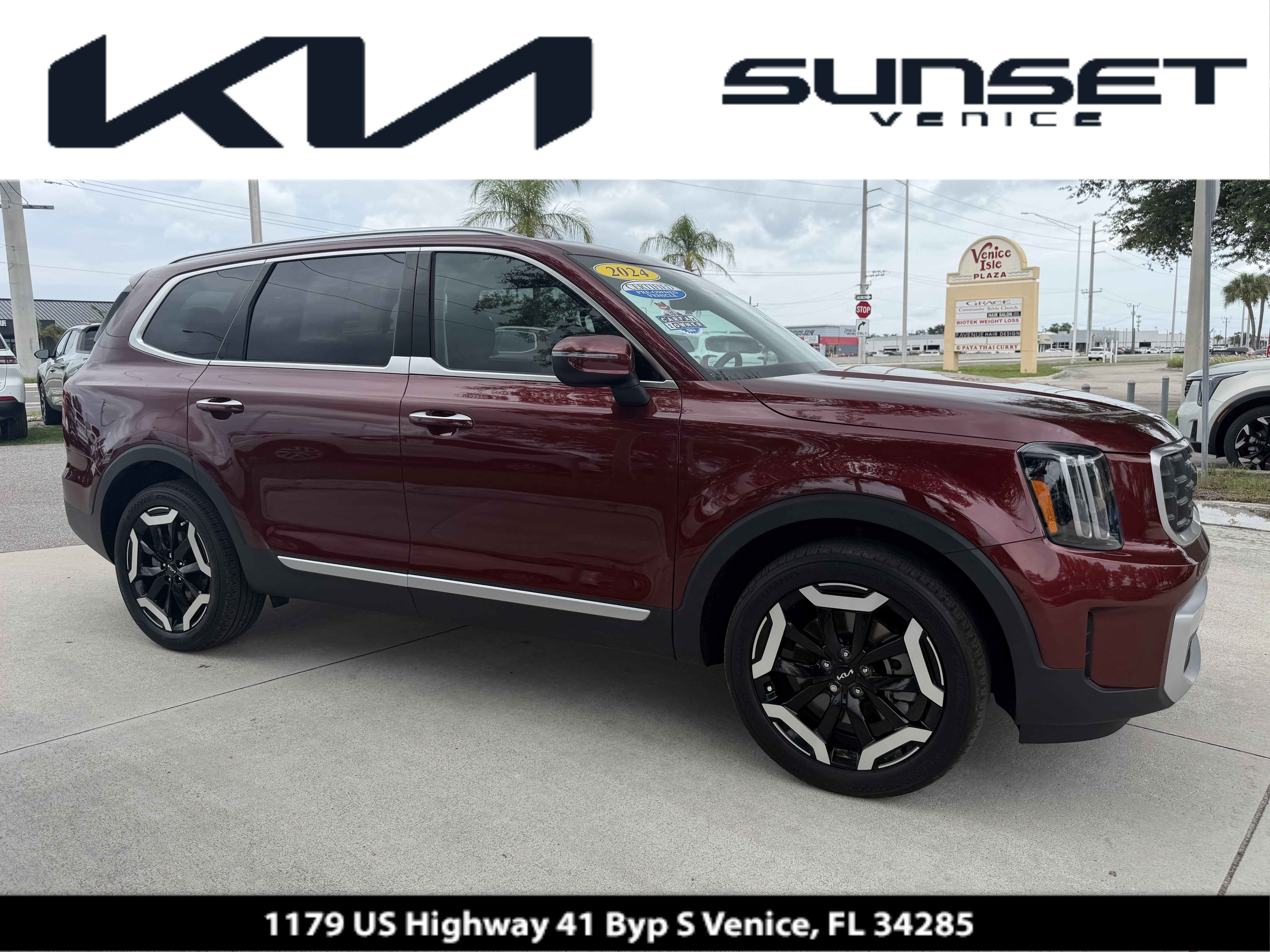 Certified 2024 Kia Telluride S FWD image 1