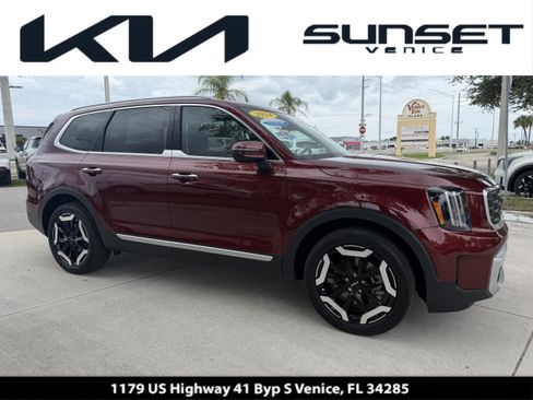 Certified 2024 Kia Telluride S FWD image 1