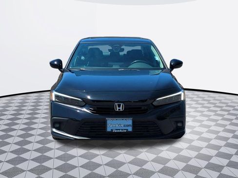 Used 2022 Honda Civic Touring image 9