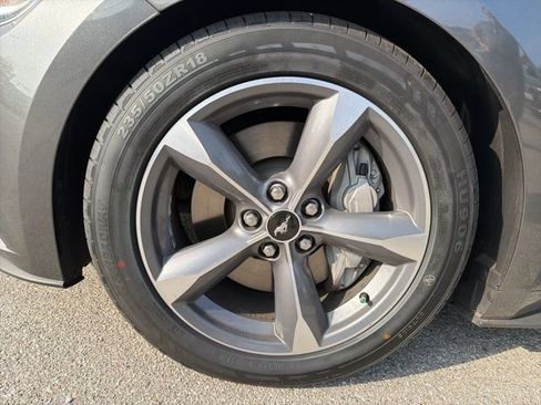 Used 2015 Ford Mustang GT image 18