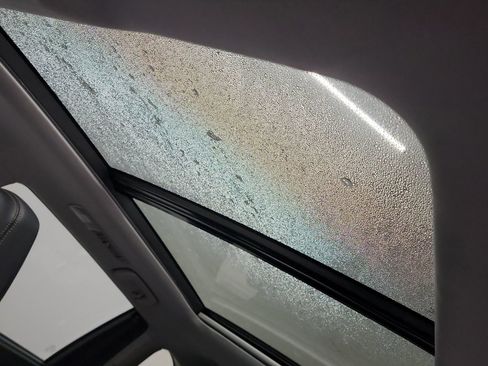 Used 2018 Toyota Highlander Limited image 24