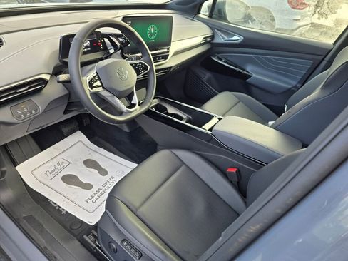 Used 2023 Volkswagen ID.4 Pro S image 5