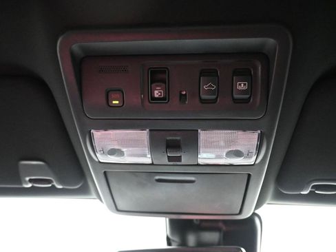 Used 2023 Nissan Titan PRO-4X w/ Pro-4x Convenience Package image 30