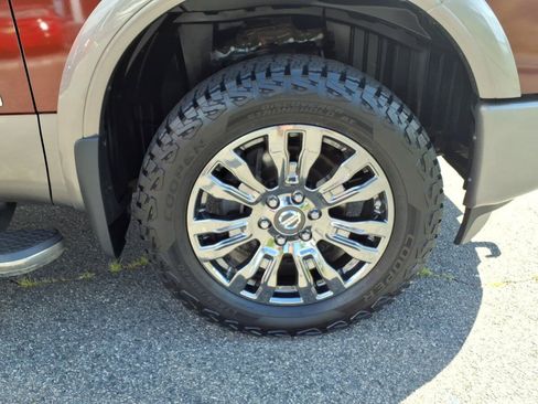 Used 2019 Nissan Titan Platinum Reserve w/ Platinum Utility Package AWD/4WD image 11