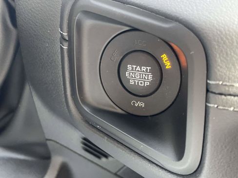 Used 2024 Jeep Wrangler Unlimited Rubicon image 8