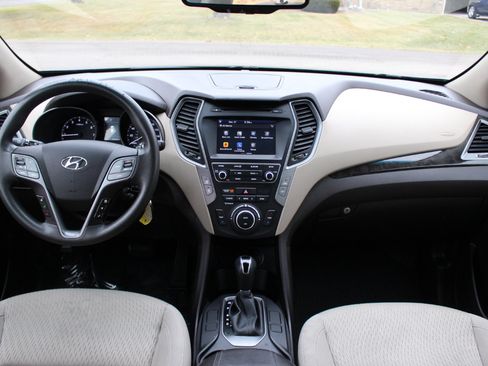 Used 2017 Hyundai Santa Fe Sport image 28