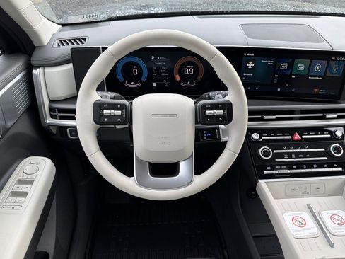 New 2026 Hyundai Santa Fe SE image 17