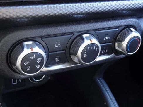 Used 2019 Nissan Kicks S w/ Exterior Package image 14