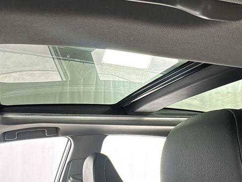 Used 2021 Toyota Camry XSE image 32