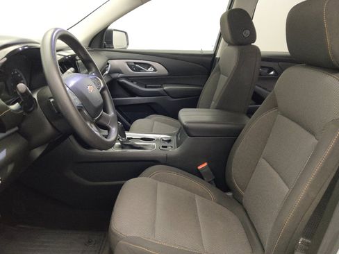 Used 2019 Chevrolet Traverse LS FWD image 17